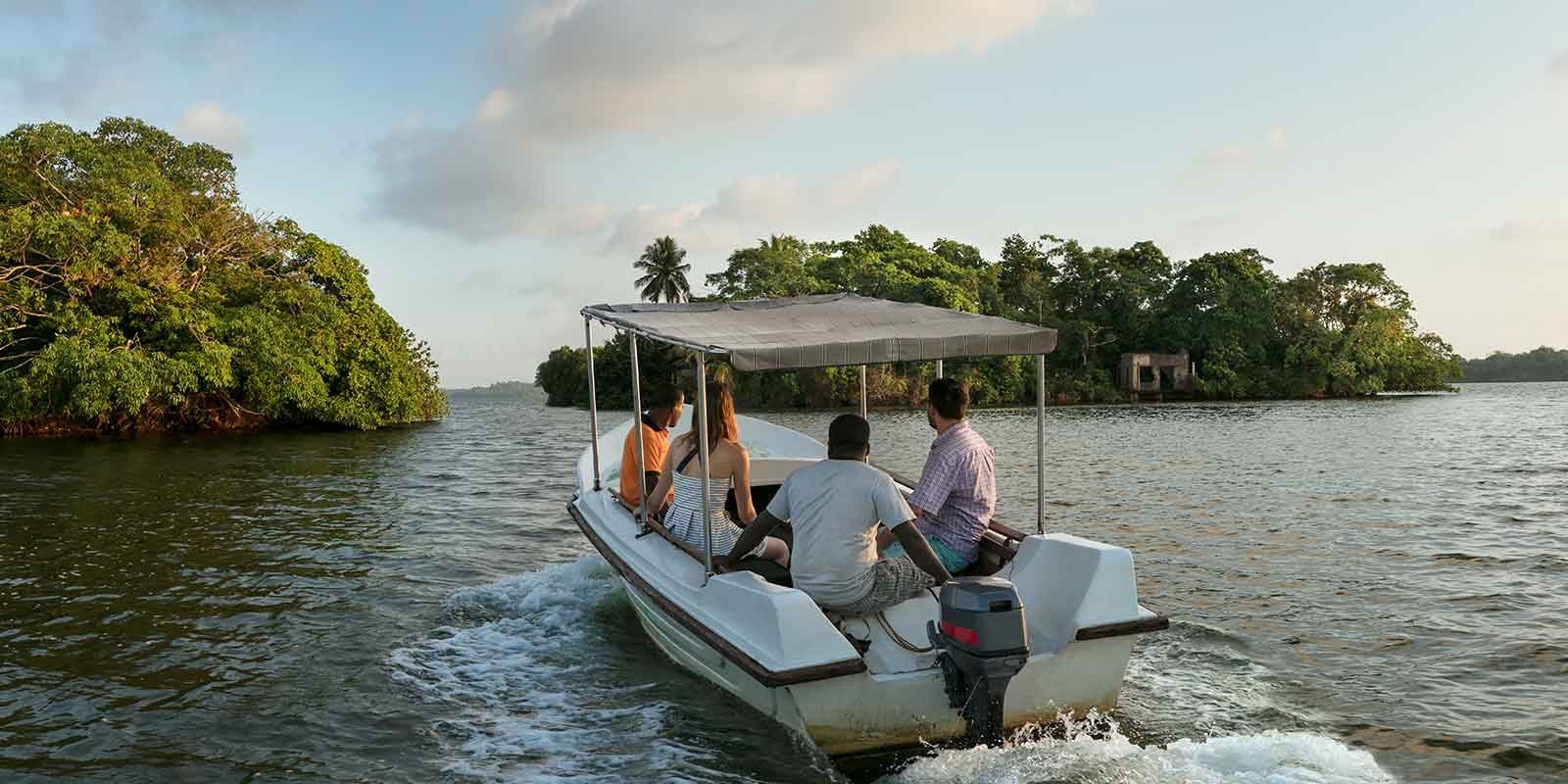 Koggala Boat Rides – The Ultimate Guide to Koggala Lake Boat Safari (2026)